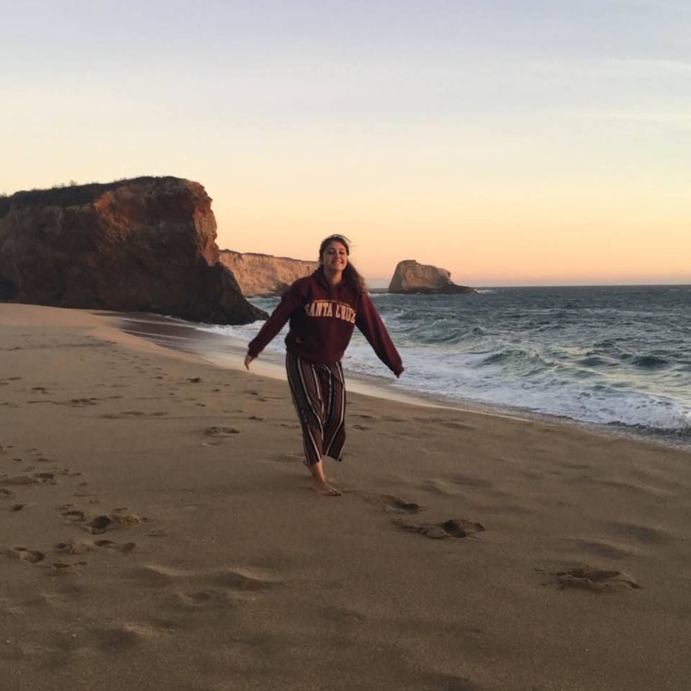 Meet your Posher, Fay